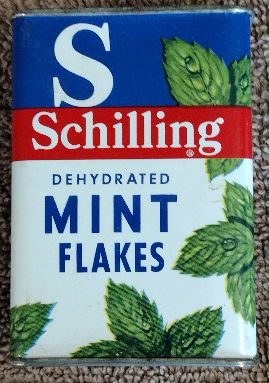 Schilling Dehydrated Mint Flakes Metal Spice Tin – 1/4 oz