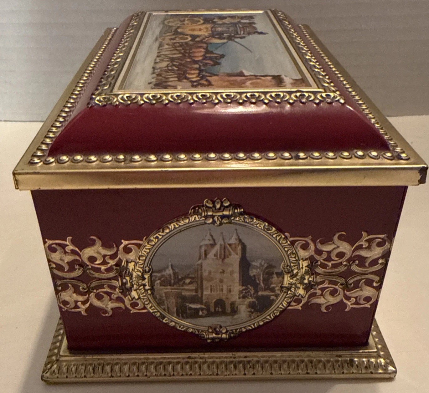 Klann Quality Hinged Lid Metal Tin With Stage Coach Scenes. Made In Germany -EUC