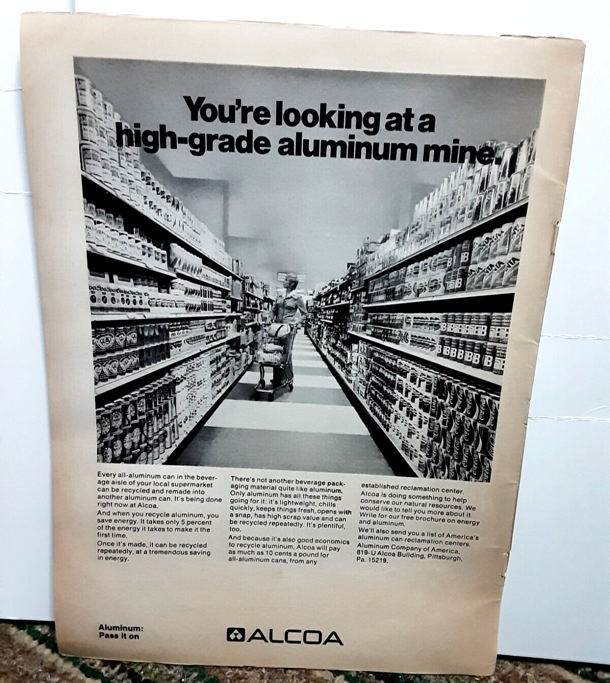 1973 Alcoa Aluminum Super Market Soda Aisle vintage Original print ad