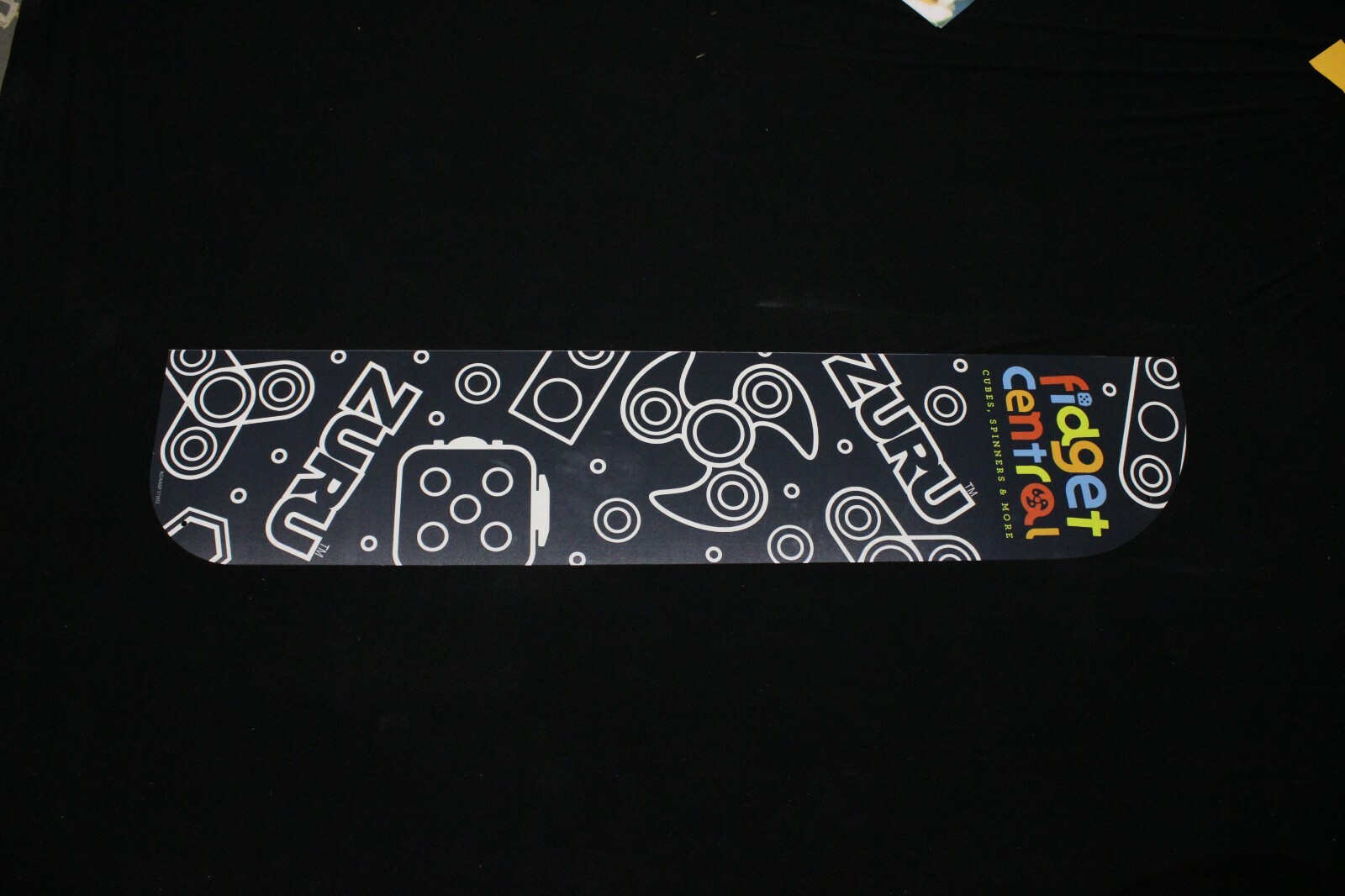 Toys R Us Geoffrey Retail Sign Store Aisle Display 48X10 Zuru Fidget Toy Central