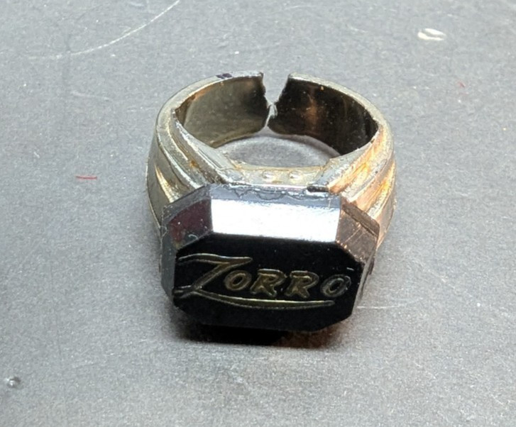 Vintage Circa Disney ZORRO Name Ring Toy Gumball Premium 1957