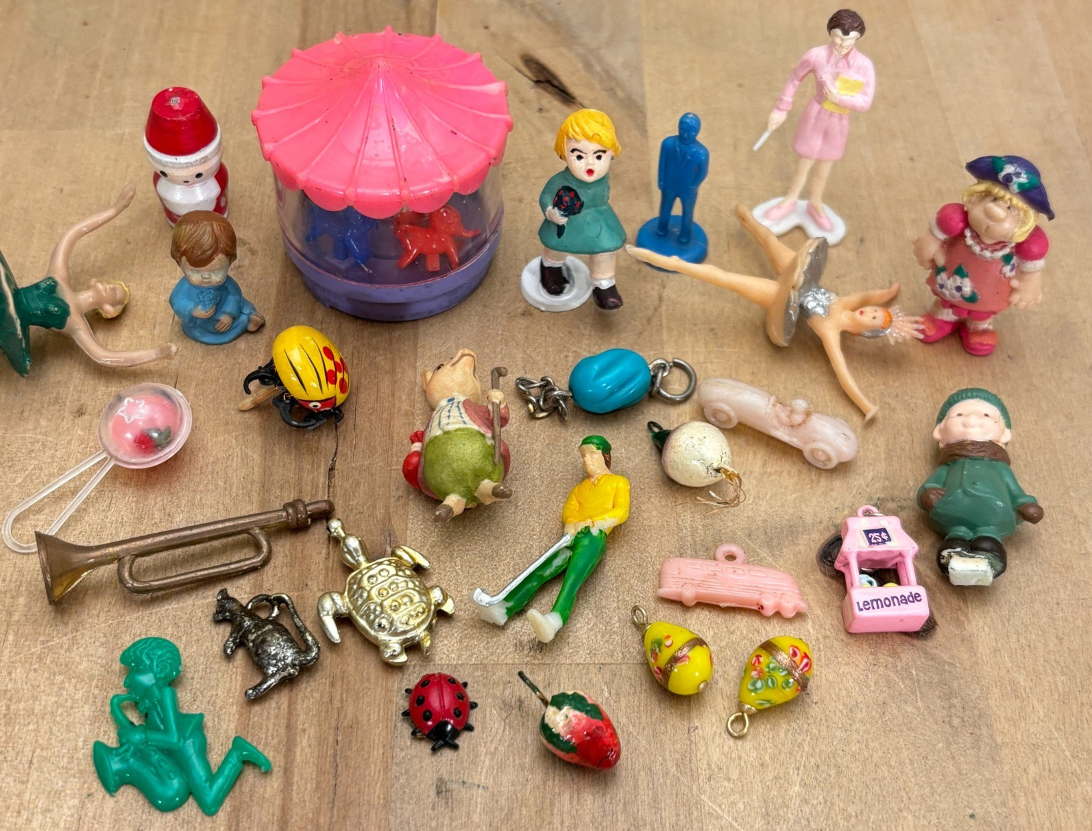 Lot 25 Miniature Toy Charms Miniatures, Carousel Ballerinas Kangaroo Figures