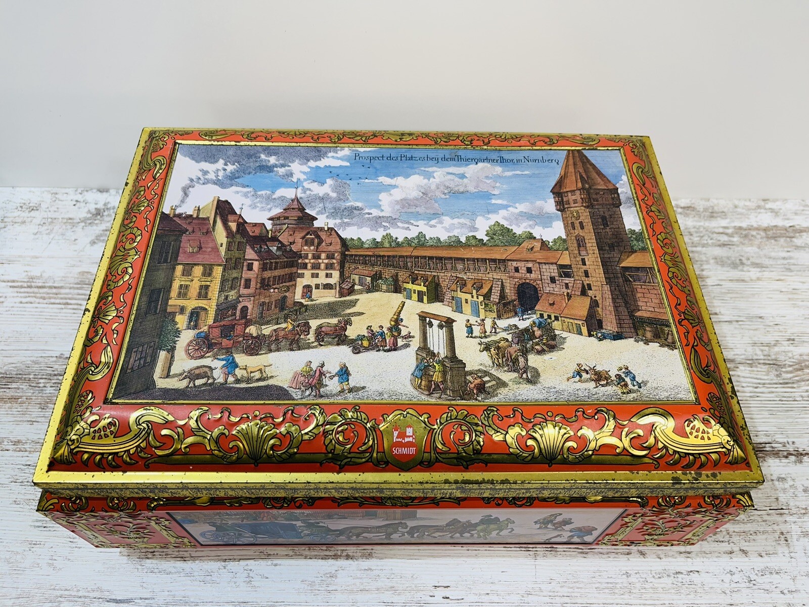 Vintage E Otto Schmidt Gold Tin Large Cookie Box German Lebkuchen und Hoing 1986