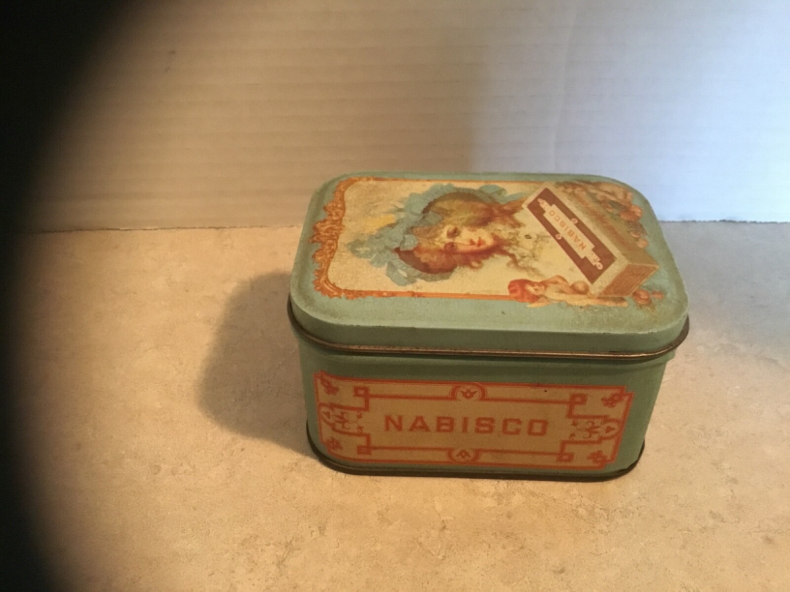 Vintage Bristol Ware Nabisco Tin