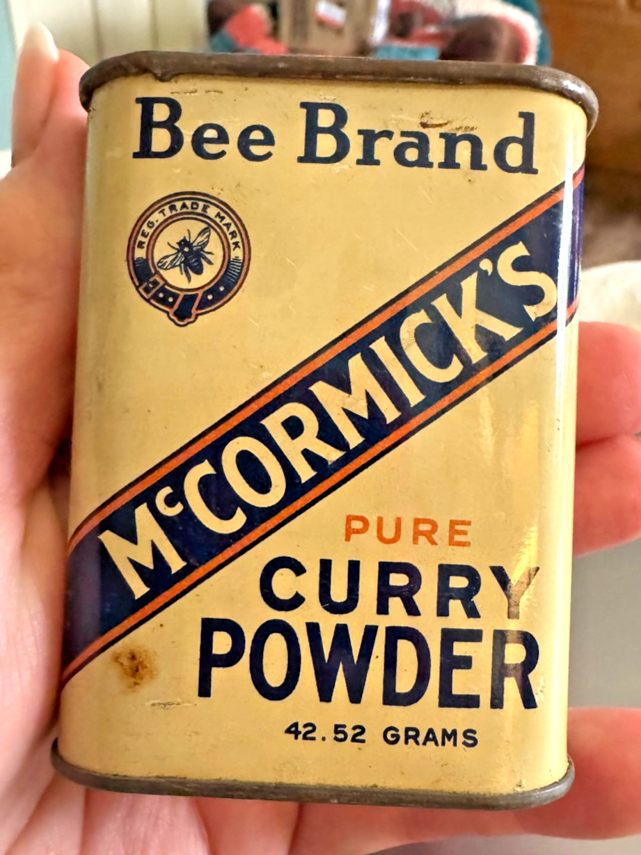 Vintage Bee Brand McCormick’s Pure Curry Powder Spice Tin 1 1/2oz Baltimore MD
