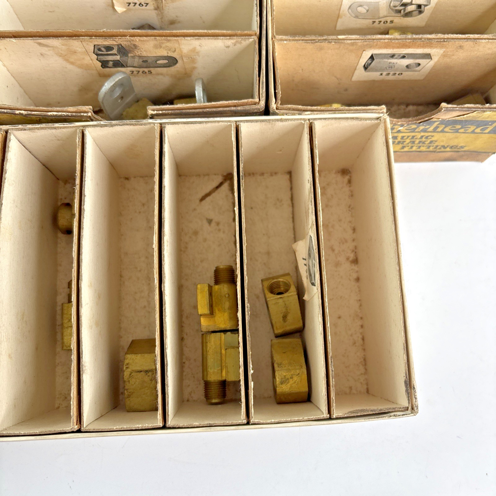 Vintage Weatherhead Hydraulic Brake Fitting Cardboard Store Display Box w/Parts