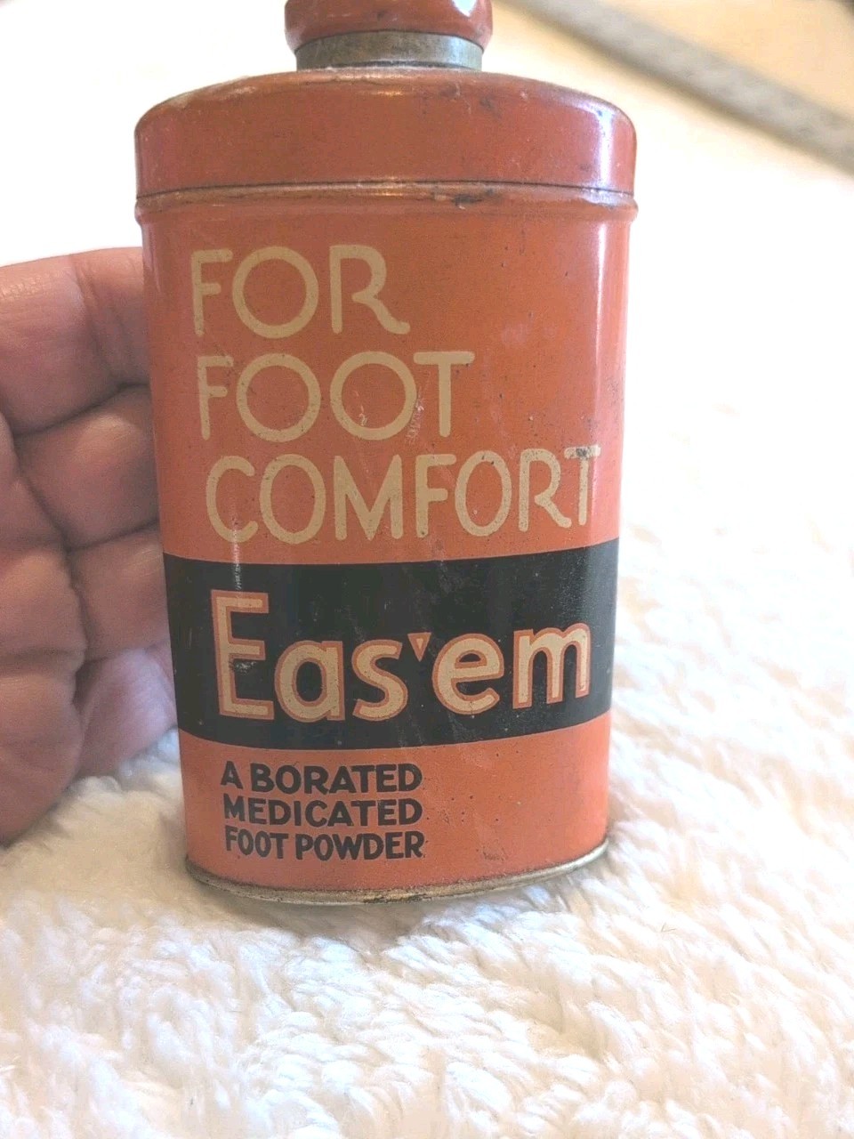 Vintage Eas’em For Foot Comfort Nyal Co Antique Tin 4 X 2.5 X 1.38