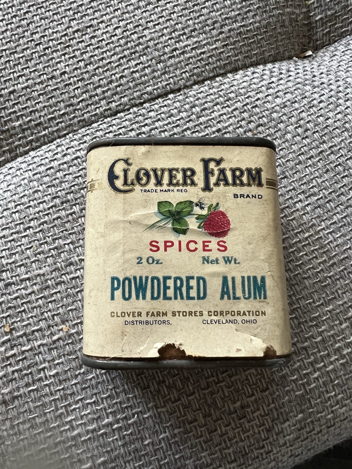 Vintage Clover Farm Powdered Alum Advertising Tin