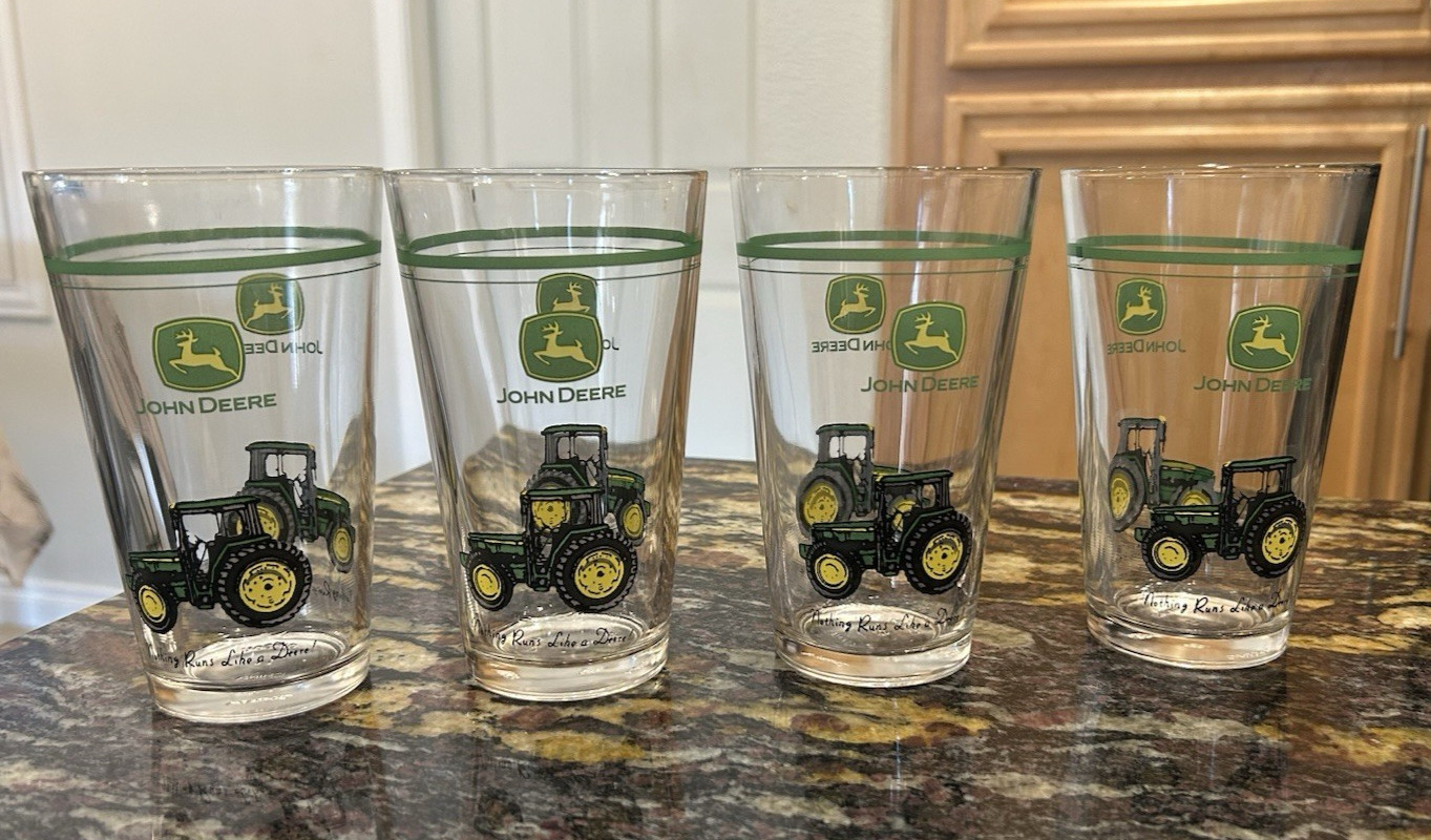 Vintage Gibson JOHN DEERE Conical Tumblers/Glasses 16 Oz. Set of 4