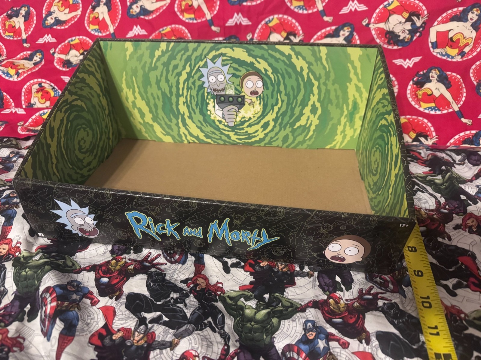 ADULT SWIM RICK AND MORTY JAZWARES STORE DISPLAY BOX FOR COLLECTIBLES RARE LTD