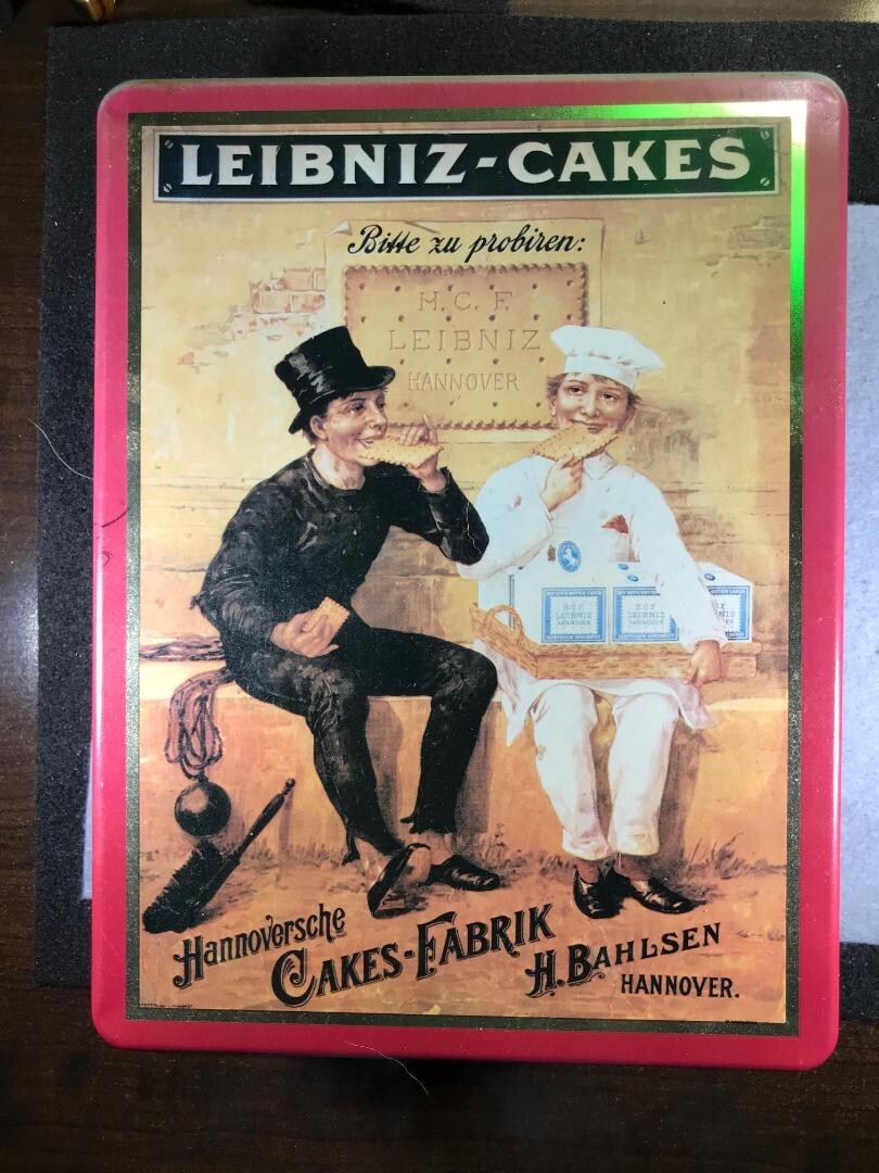 Leibniz-Cakes Tin