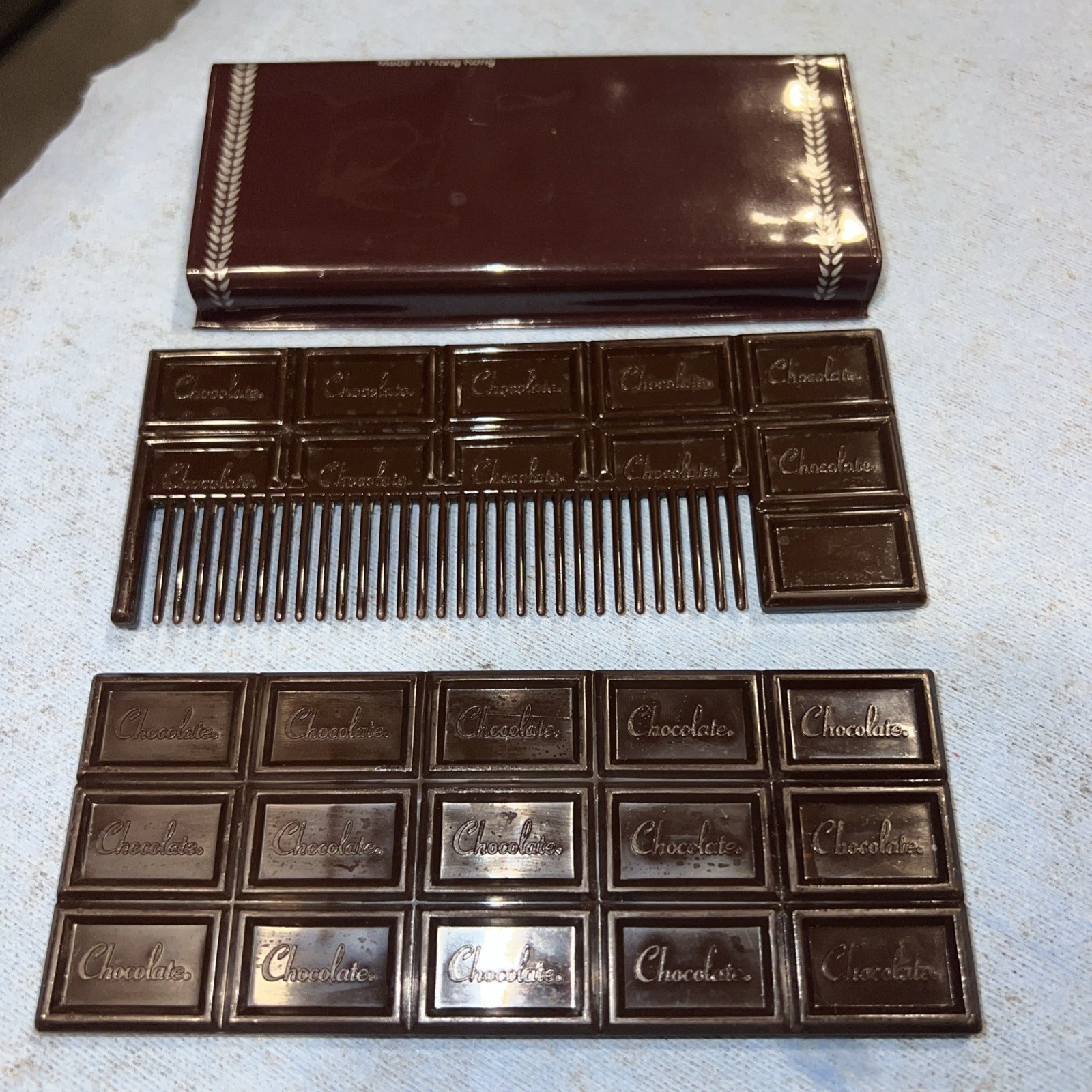 Vintage Milk Chocolate Comb and Mirror Advertising Novelty
