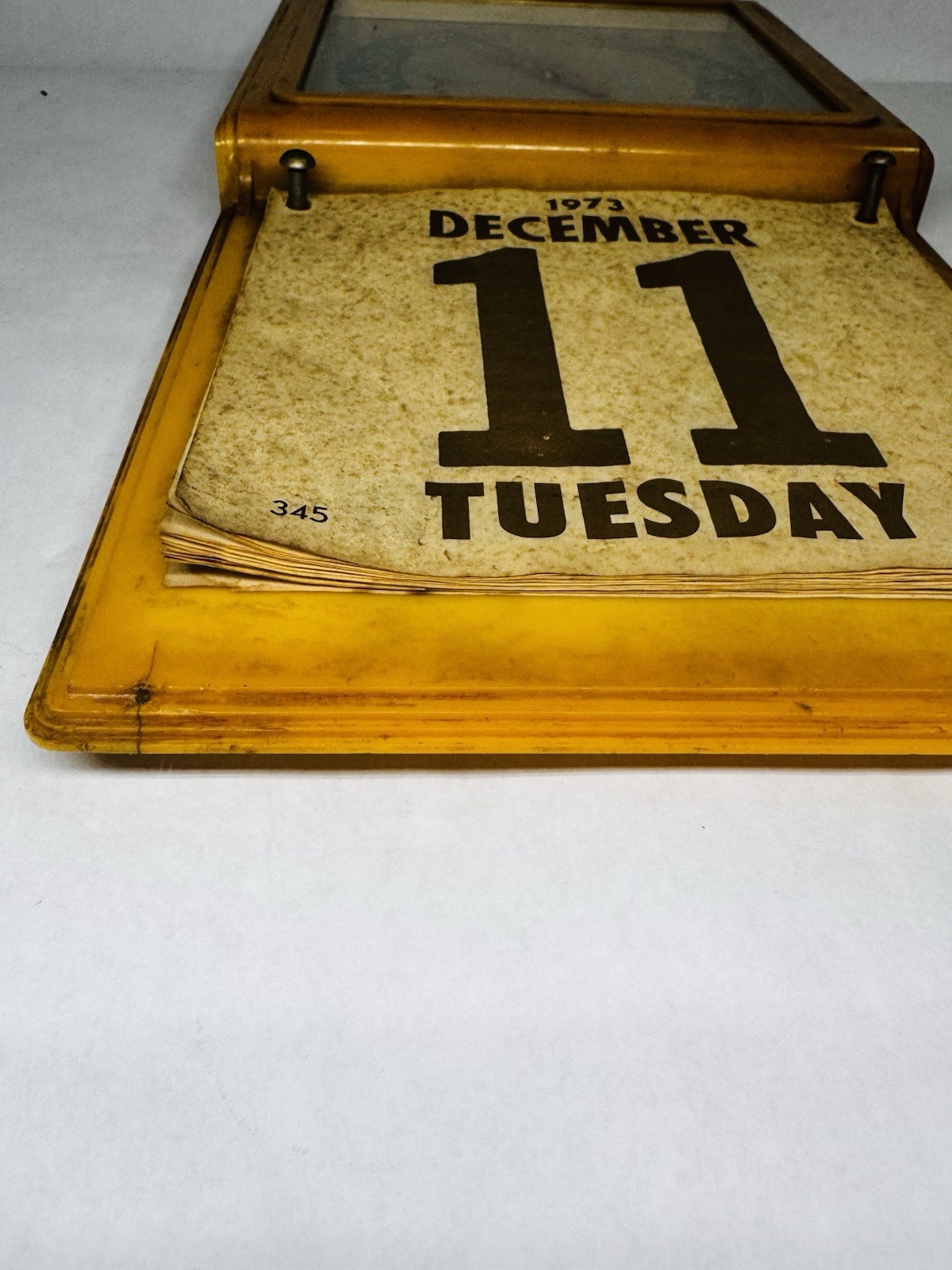 VTG. 1973 Thermometer / Calendar Art Deco Brown & Bigelow USA First Federal