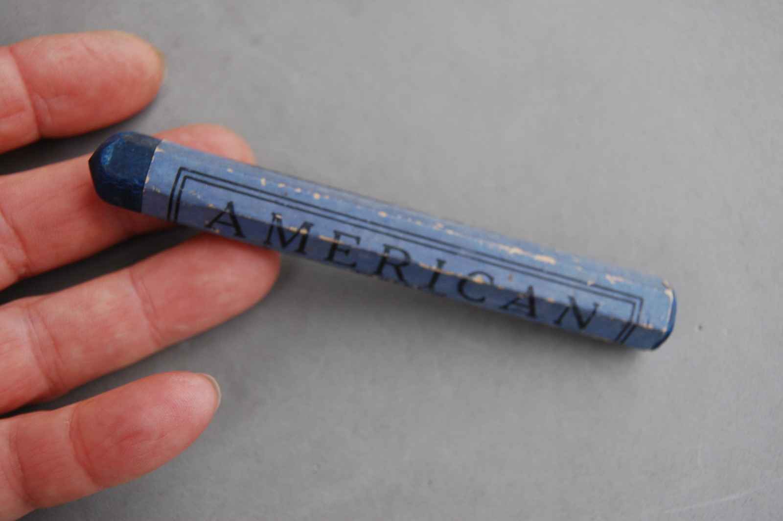 American The Old Faithful Crayon Soft Blue no. 400 Sandusky Ohio Vintage 4 1/2″
