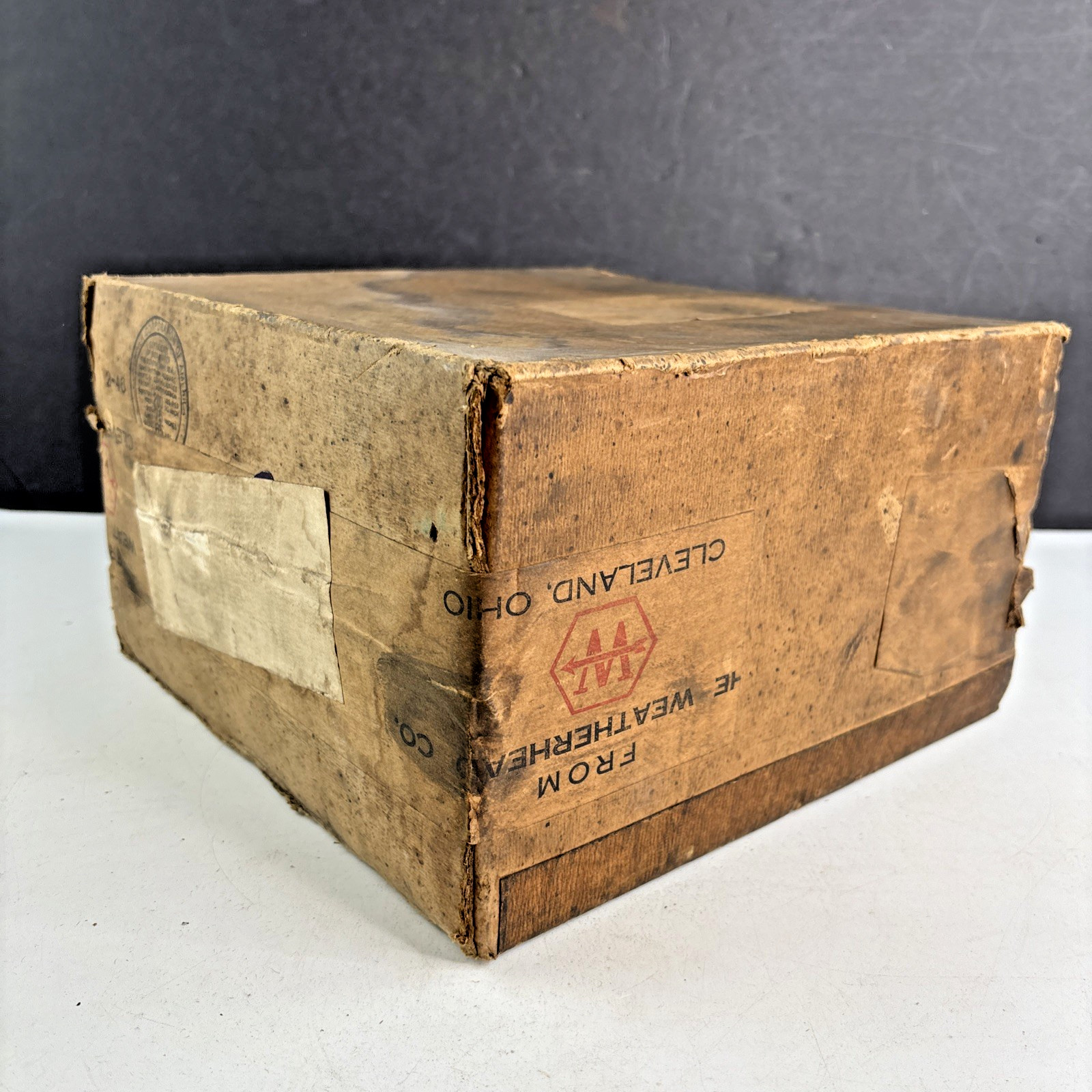Vintage Weatherhead Hydraulic Brake Fitting Cardboard Store Display Box w/Parts