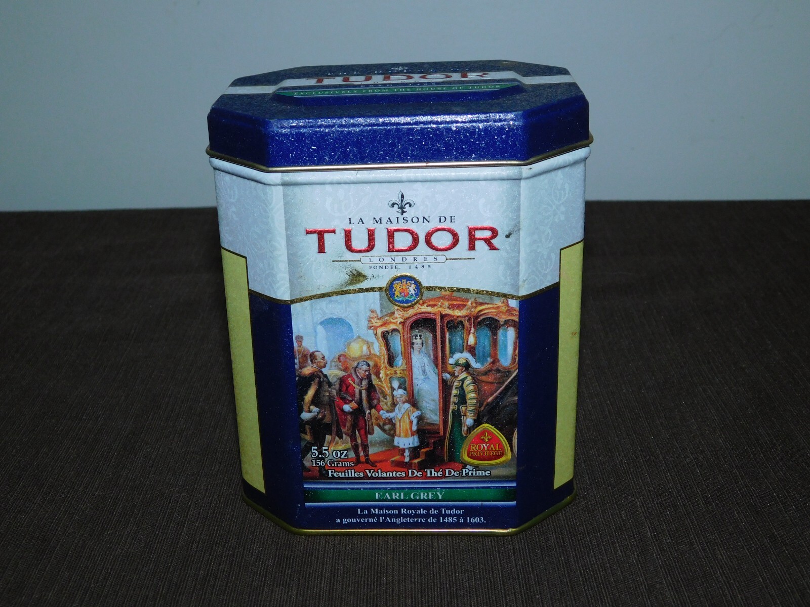 KITCHEN 5 1/4″ HIGH TUDOR LONDON EARL GREY TEA TIN CAN *EMPTY*