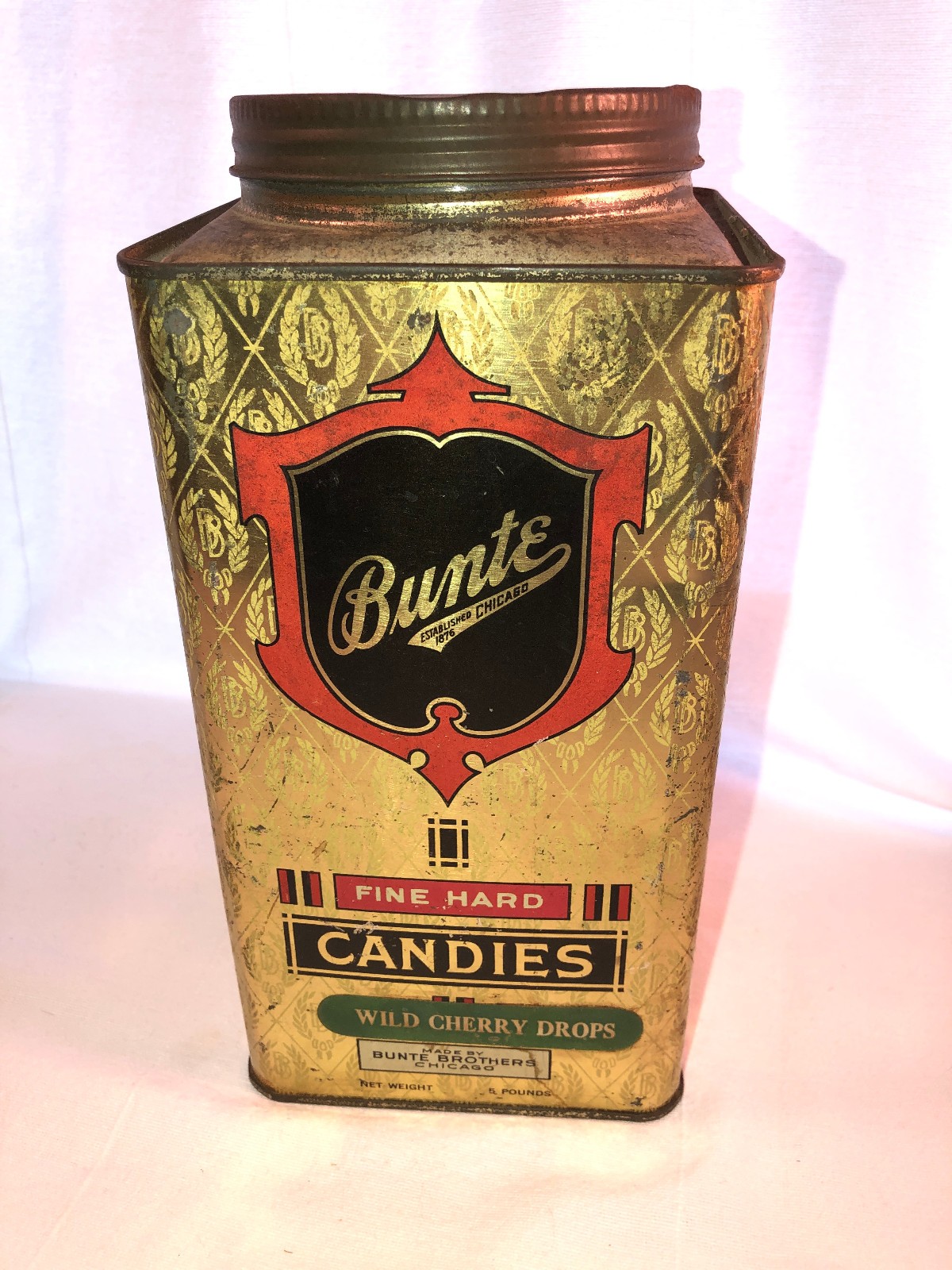 Bunte Candies Advertizing Tin With Lid 9.5 Inches Tall