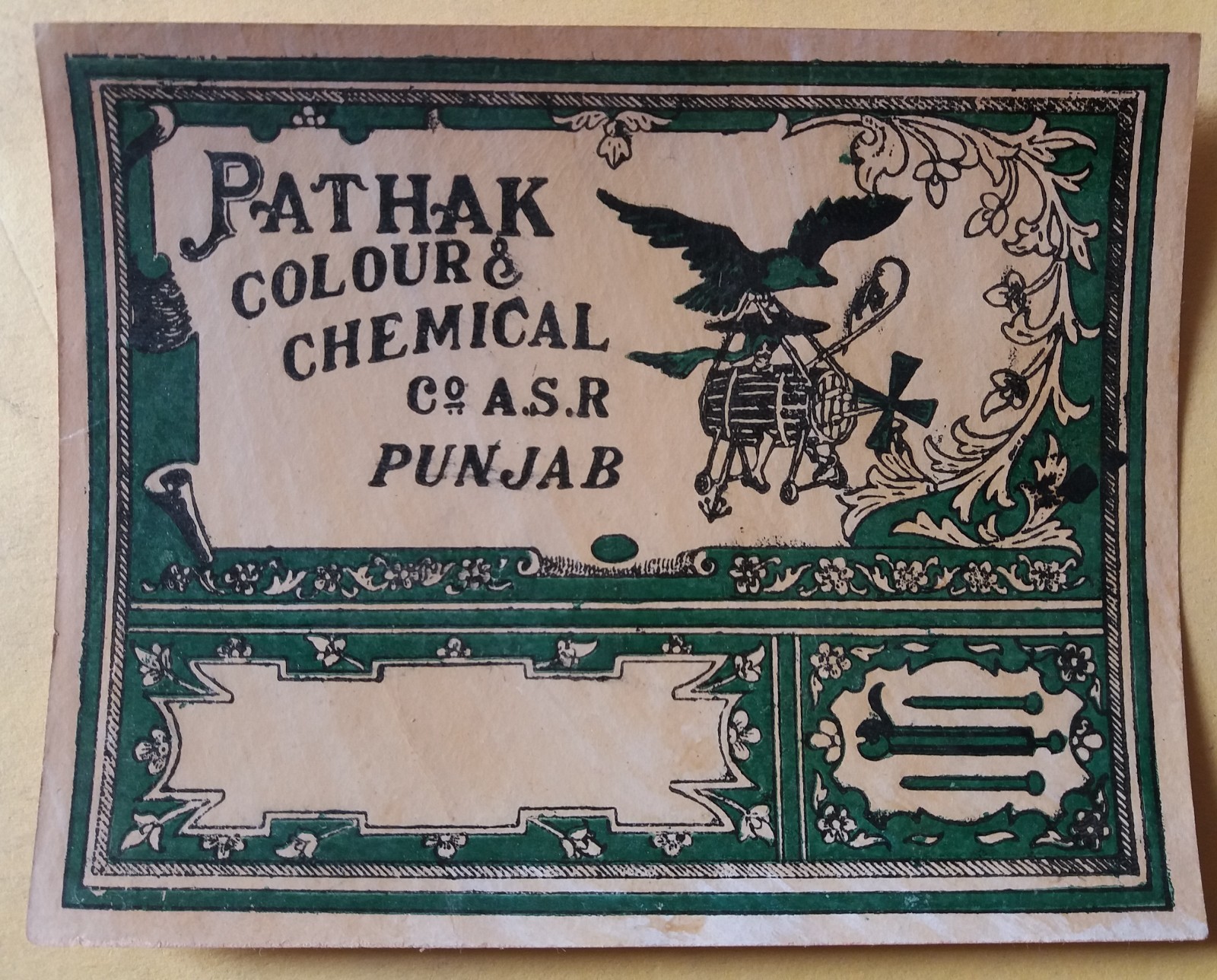 INDIA VINTAGE TRADE LABEL PATHAK COLOURE CHEMICAL PUNJAB 3.75X4.75 INCH #59