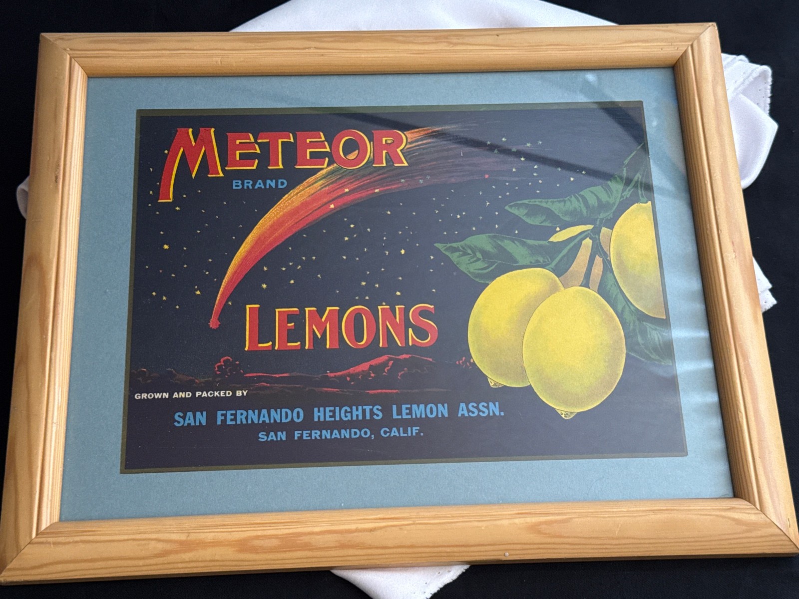 Vintage Meteor Brand Lemons Crate Label Art San Fernando CA Framed 16×13