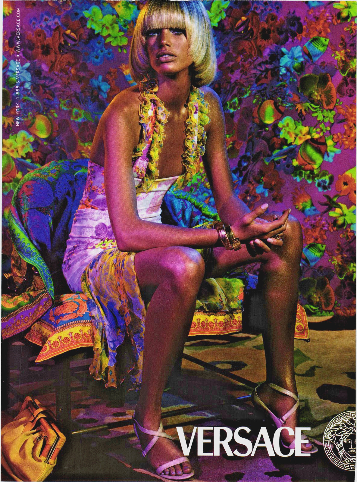 Versace NY 2004 Print Ad AA Drag Queen Blond Pageboy Fish Print Wallpaper 426