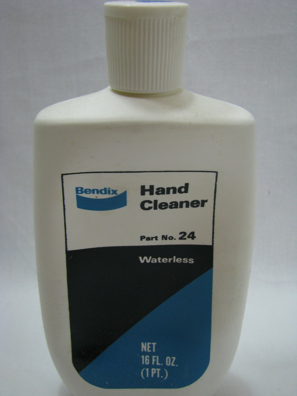 Vintage Bendix Waterless Hand Cleaner Bottle Part No. 24 Advertising South Bend
