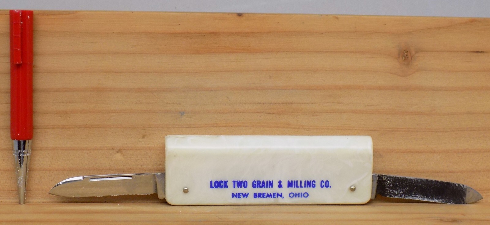 VINTAGE ADVERTISING KNIFE w/ BOX LOCK TWO GRAIN & MILLING CO. NEW BREMEN OHIO