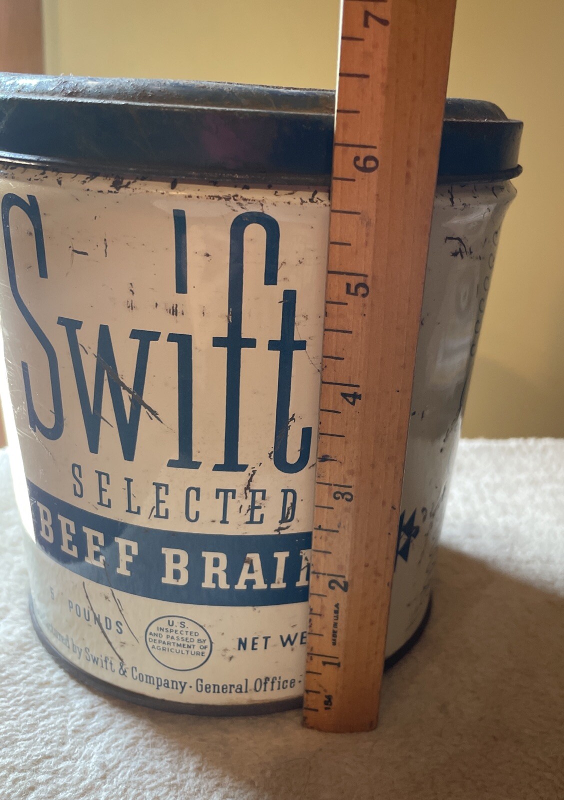 Rare Vintage Beef Brains Swift’s Chicago Tin Dk Blue Lid Halloween Decor Farm