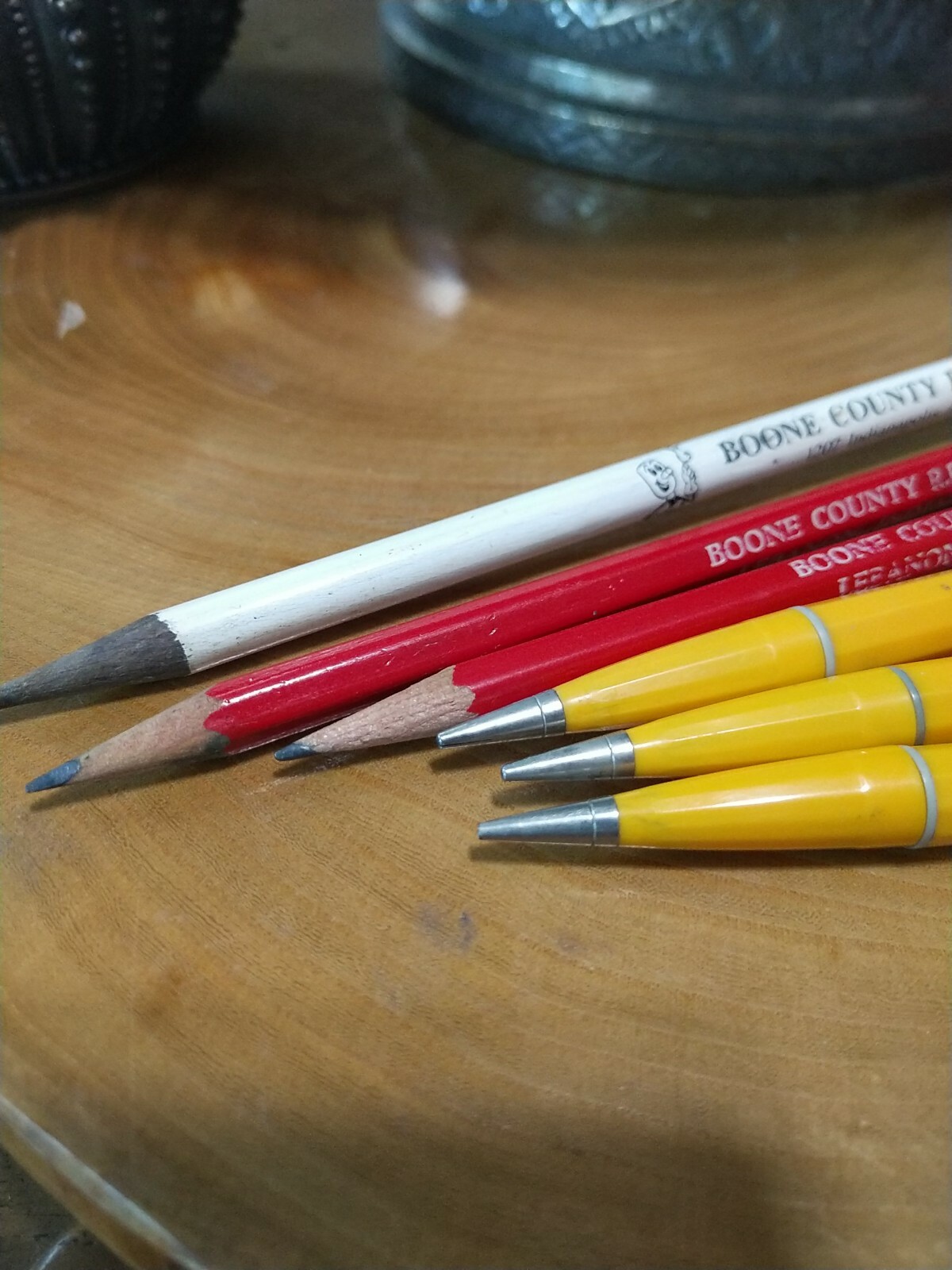 Boone County Electric Company Advertising pens, pencils. Lebanon, IN. R.E.M.C