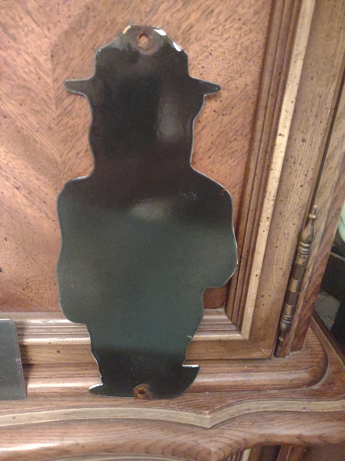 VINTAGE SMOKEY BEAR PORCELAIN METAL SIGN NATIONAL PARK US FOREST SERVICE CABIN