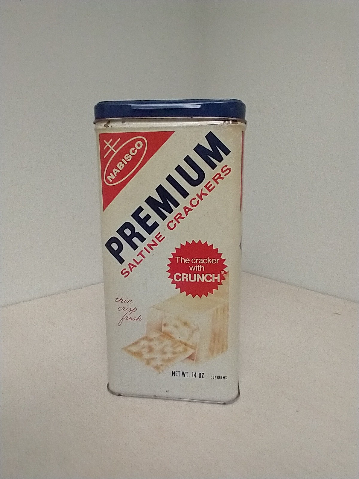 Vintage 1978 Nabisco Premium Saltine Cracker 15 oz Tin Canister Navy Lid