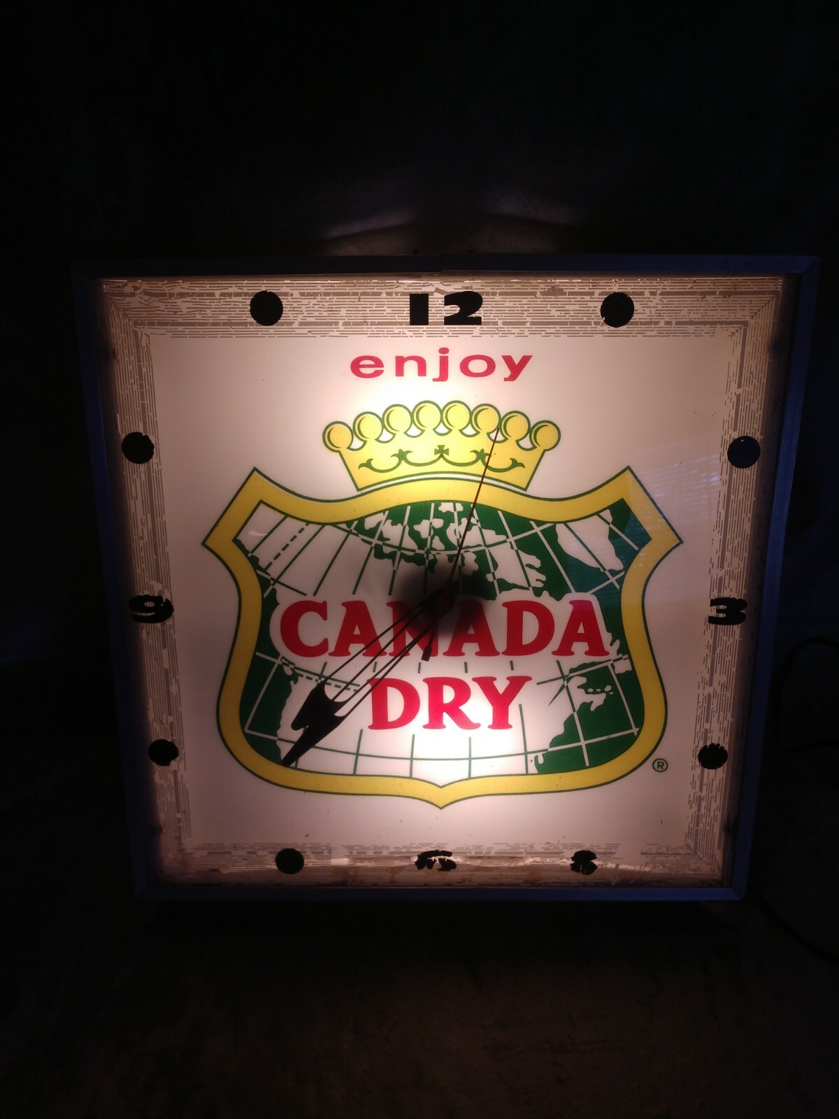 Vintage Rare Enjoy Canada Dry Wall Clock Lighted By Dualite WORKS! 16 1/4″