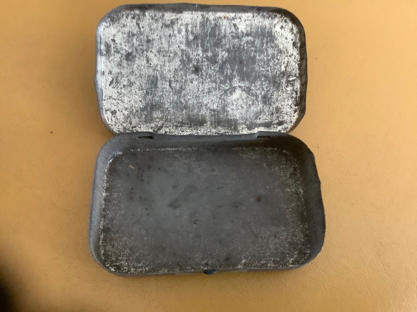 Mrs McGregors Family Nail Box Tin by American Steel & Wire Co Vintage
