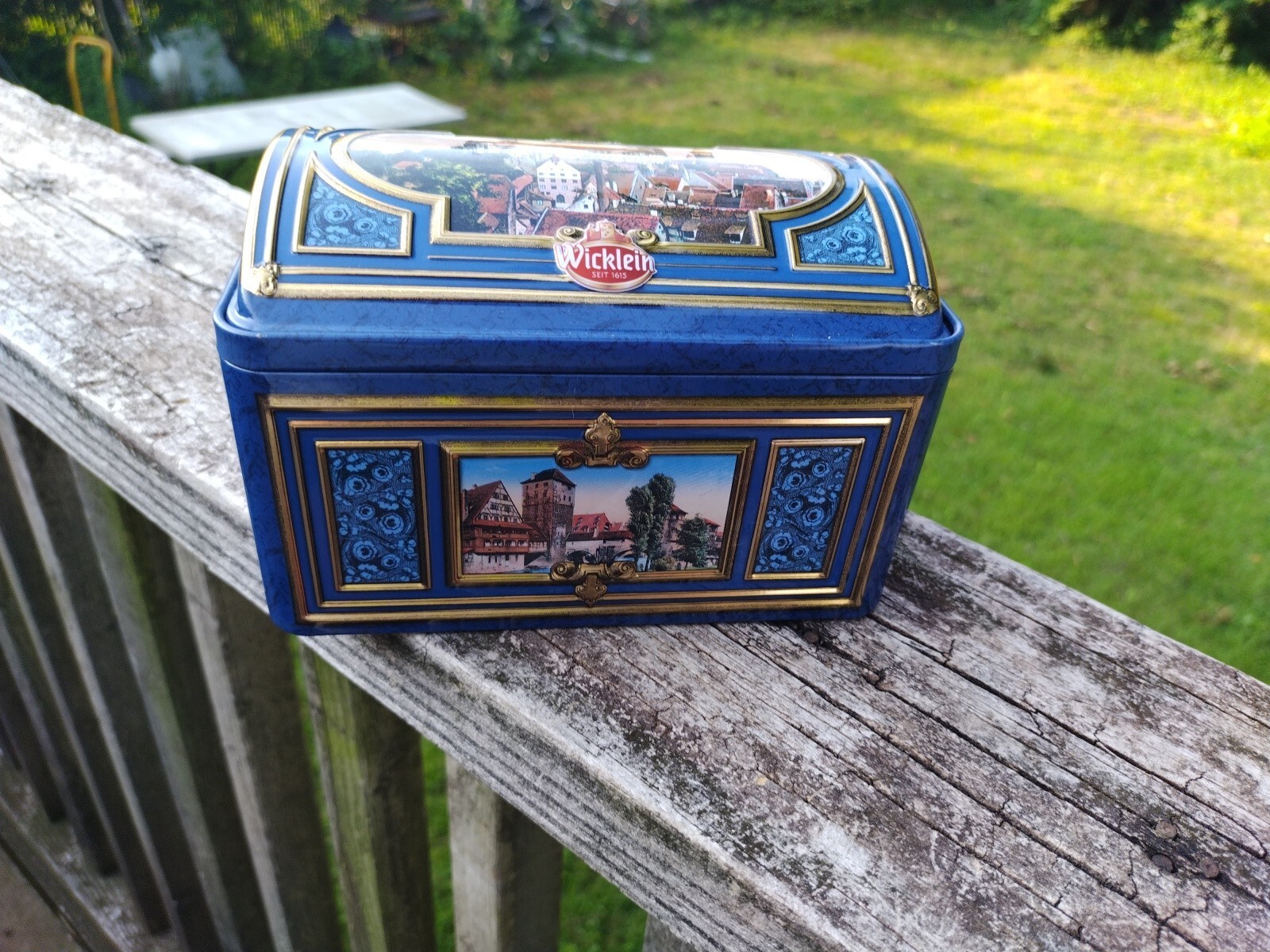 Awesome Nurnberg Germany GOTTFRIED WICKLEIN Cookie Tin Chest Musical Music Box