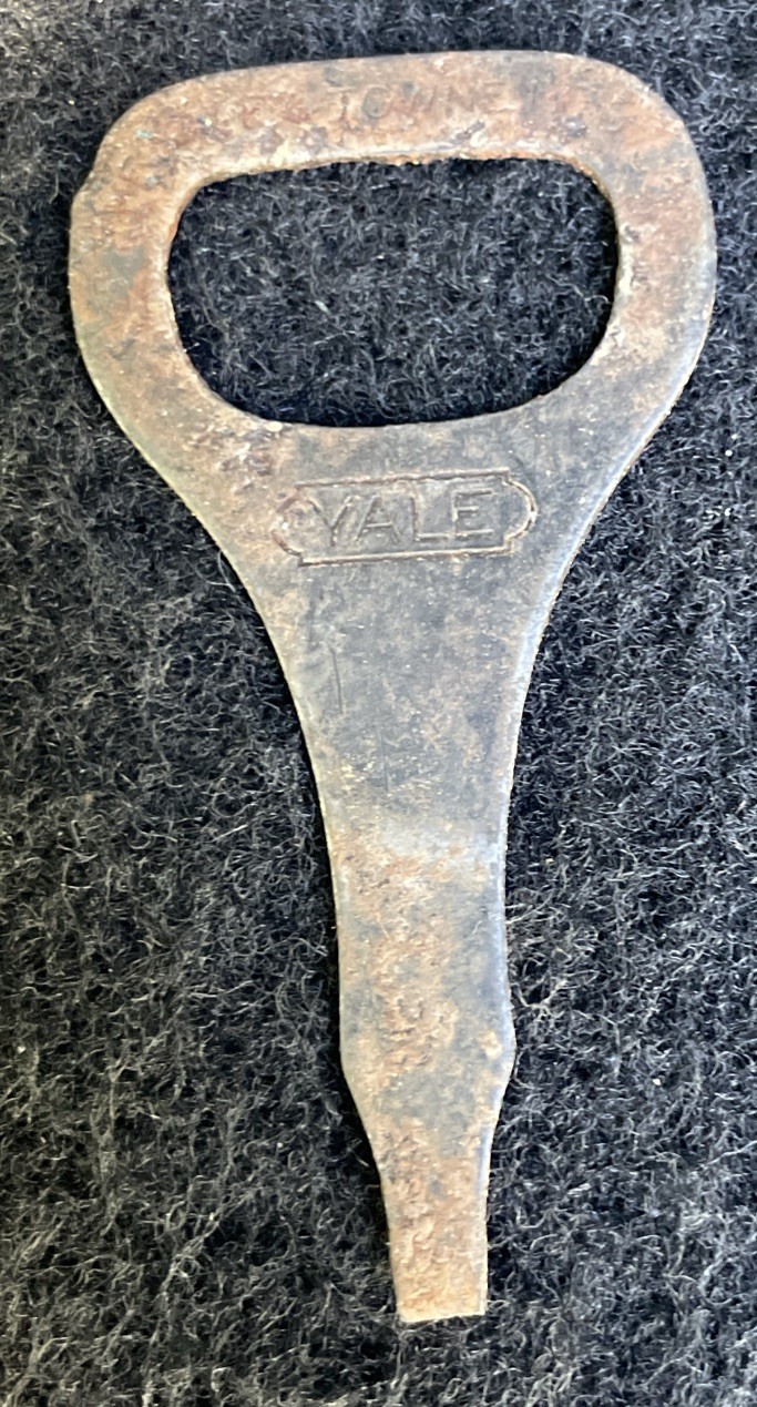 Vintage THE YALE & TOWNE MFG CO LOCKS HARDWARE Blue Bottle Opener Screwdriver