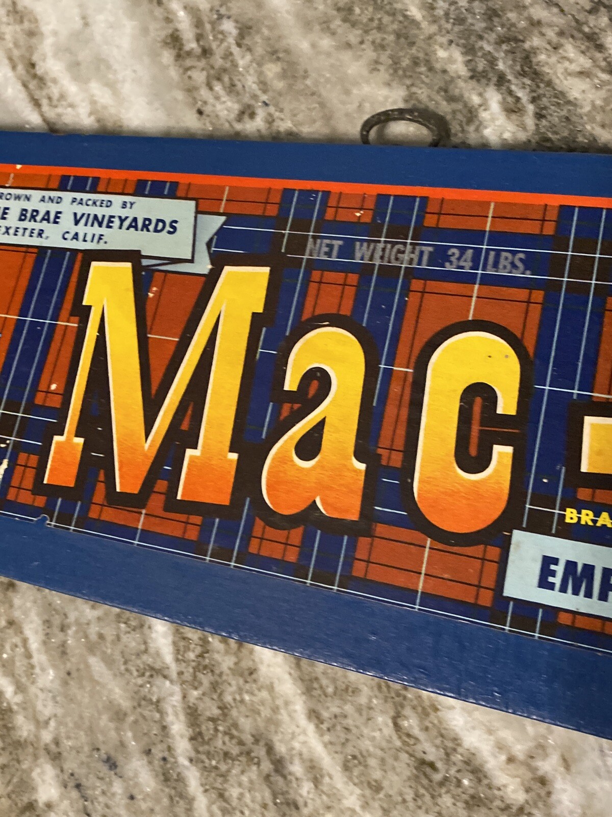 MAC-D Brand Exeter CA Vintage Emperor Grapes Plaid FRUIT CRATE LABEL Wood Sign