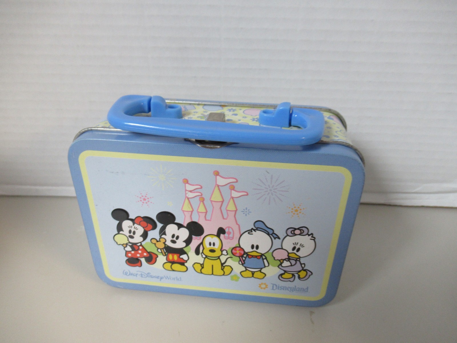 DISNEY Mini Tin Lunchbox Mickey / Minnie / Donald /Daisy/ Pluto USED