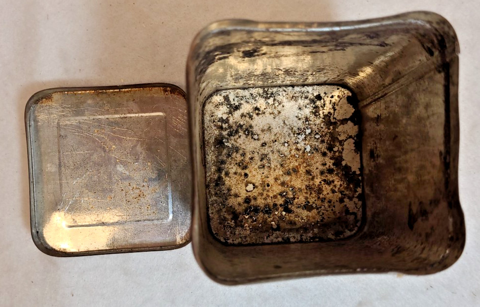 Antique Charles Pfizer & Co. 1 Pound Bismuth Subnitrate Litho Tin – Manhattan