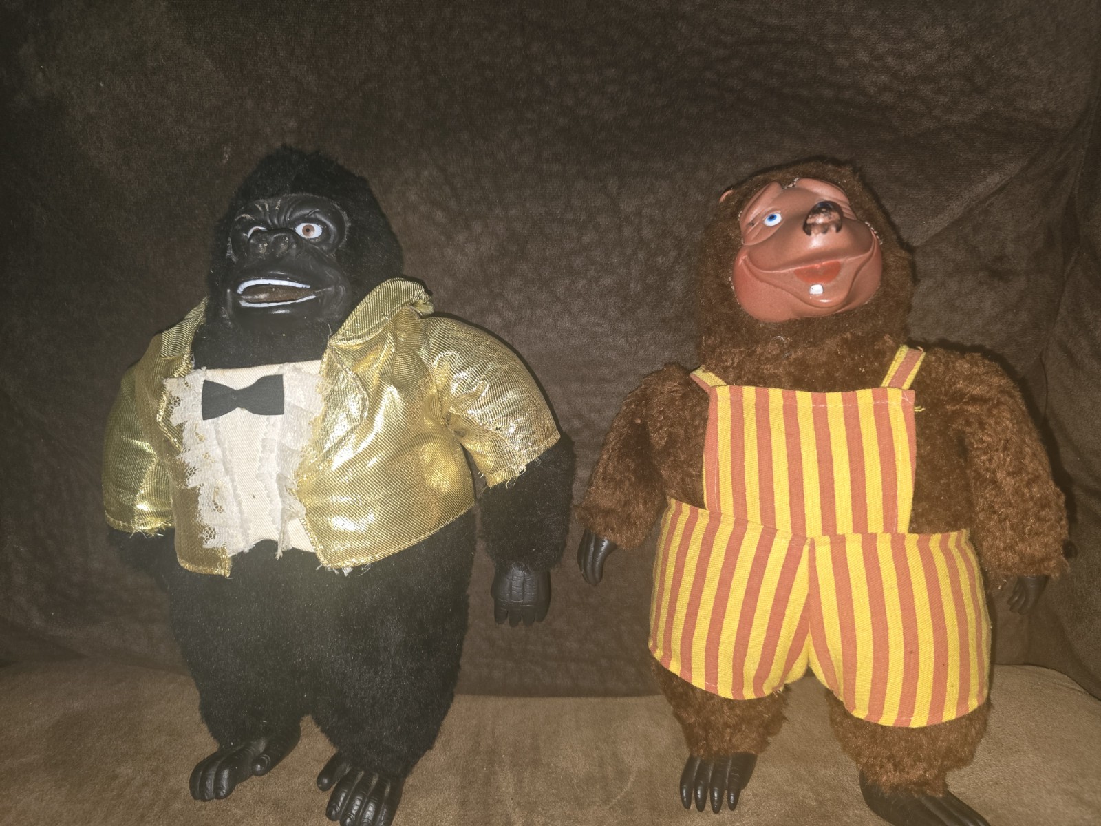 ShowBiz Pizza ROCK-AFIR EXPLOSION BILLYBOB BEAR & FAT GERONIMO GORILLA DOLL…