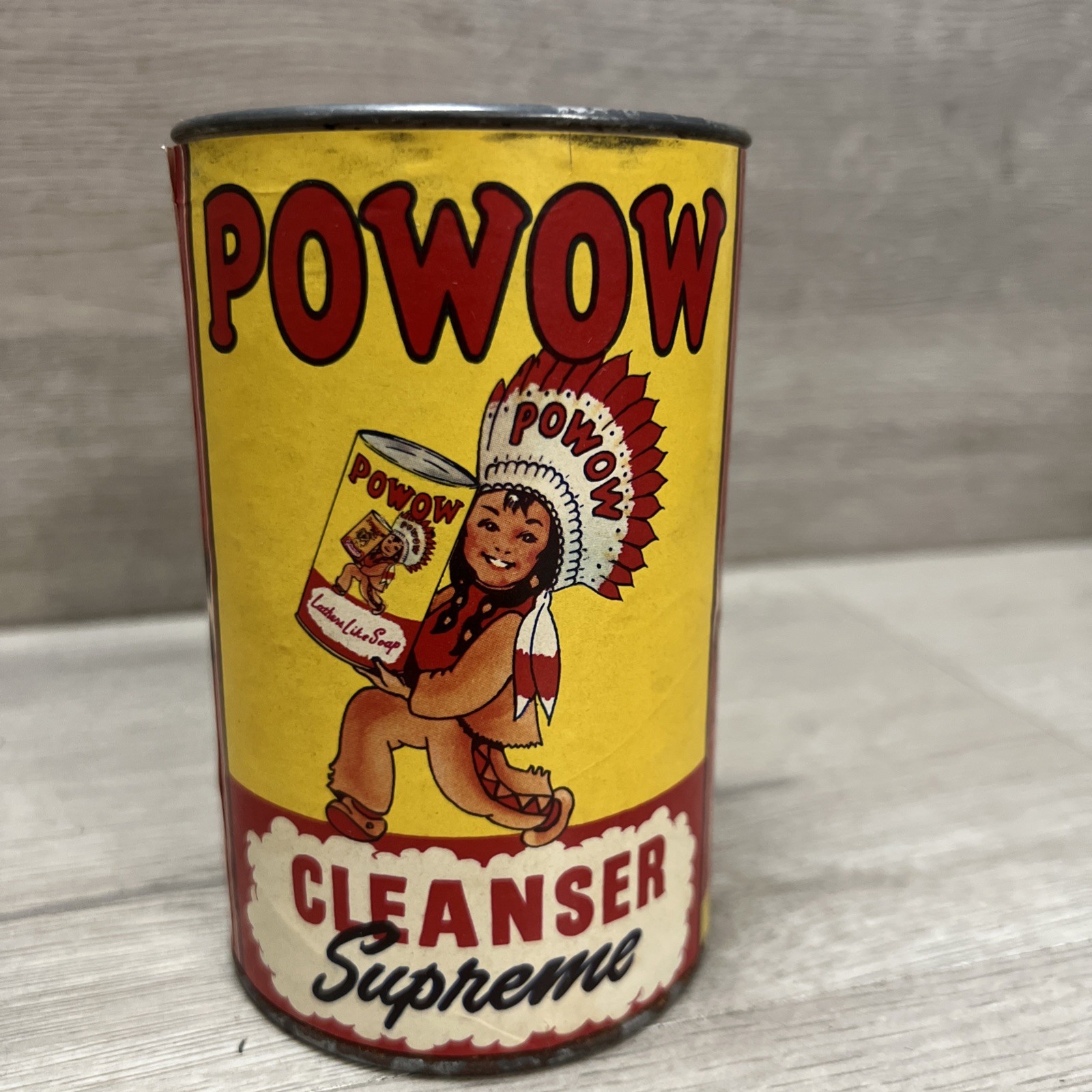 1940S POW WOW FULL UNOPENED POW WOW CLEANSER CAN WITH INDIAN OAKLAND CALIFORNIA