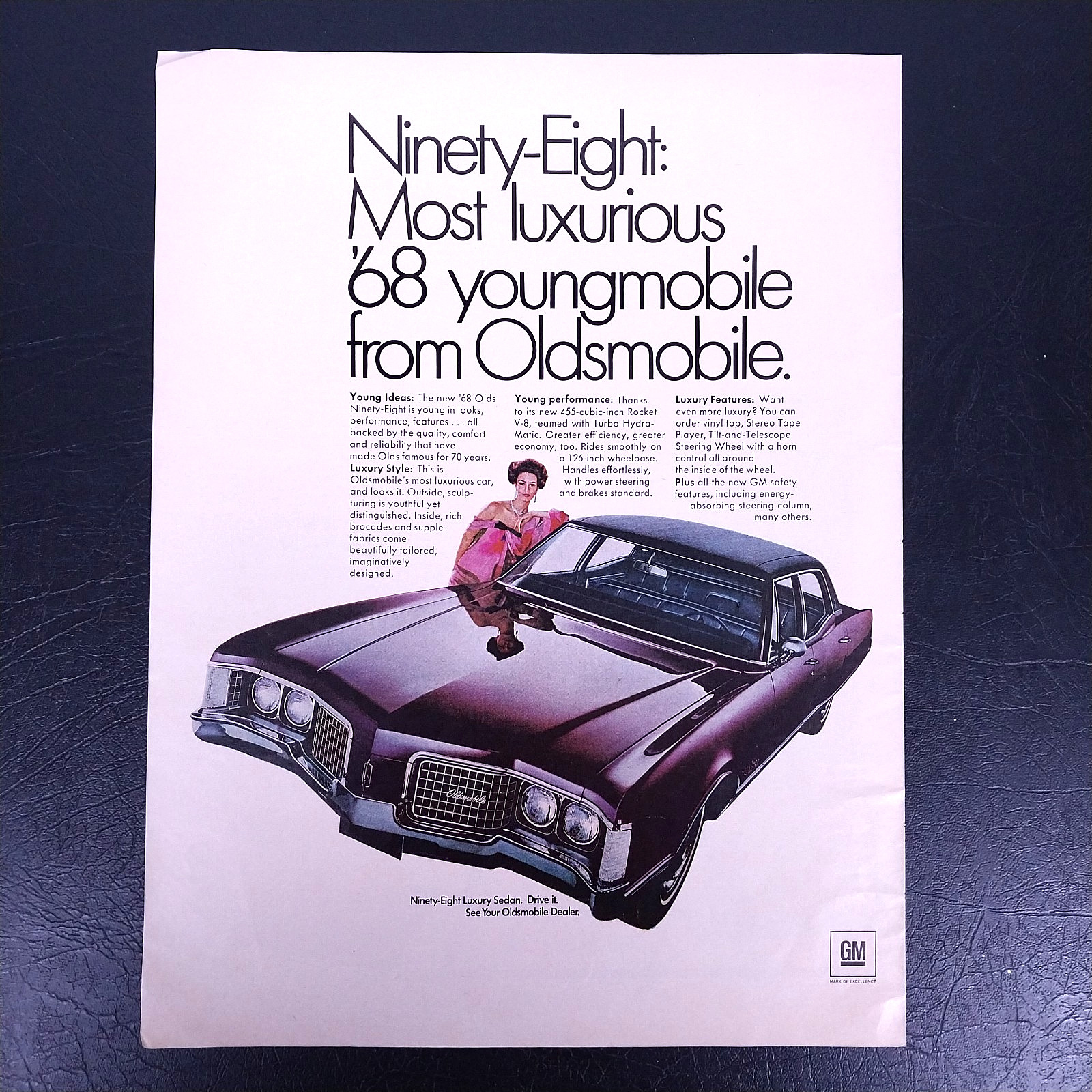 1968 Oldsmobile 98 Luxury Sedan Vintage Print Ad – Original Magazine Full Page