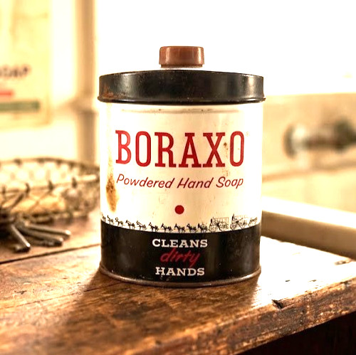 Vintage Boraxo Powdered Hand Soap Can Metal Shaker 20 Mule Team Advertising 5″x4
