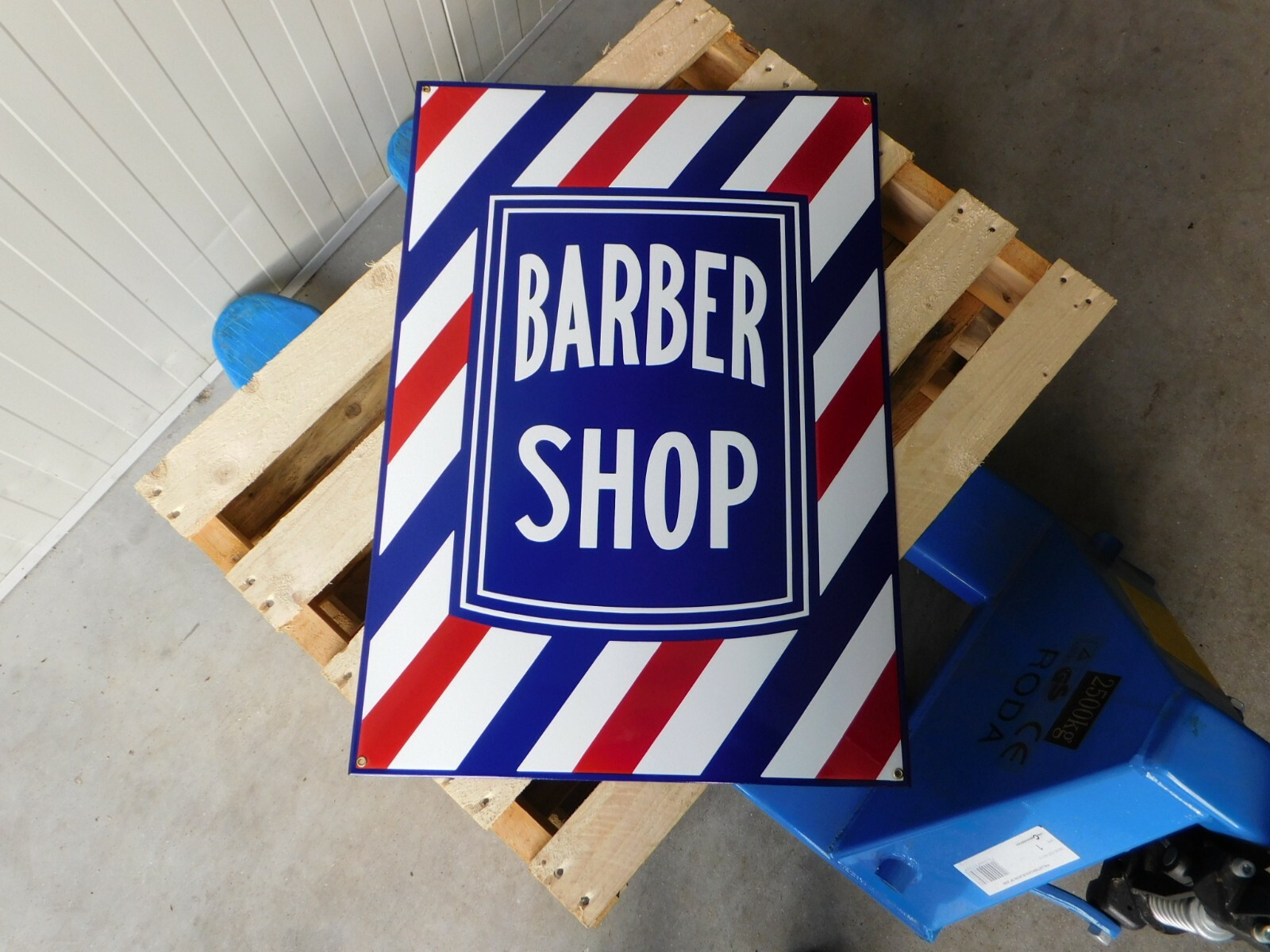 BARBER-SHOP – Outdoors Porcelain Enamel Advertising Sign 28″ X 19.5″ ( No Pole )