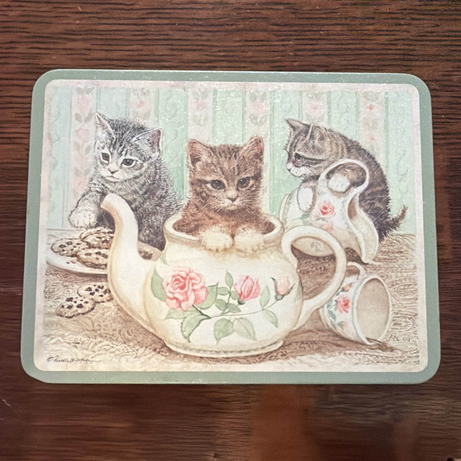 Small Flat Kitty Cat Metal Rectangle Tin 1 1/2″ x 6 3/4″ x 5″