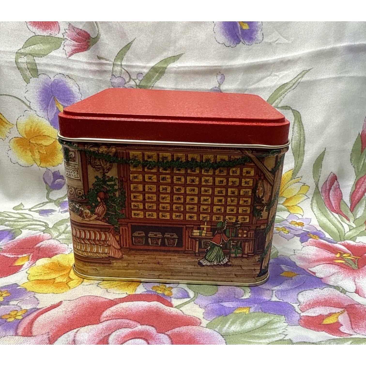 Potpourri Press Vintage Christmas Post Office Scene Tin 1980s Holiday Decor