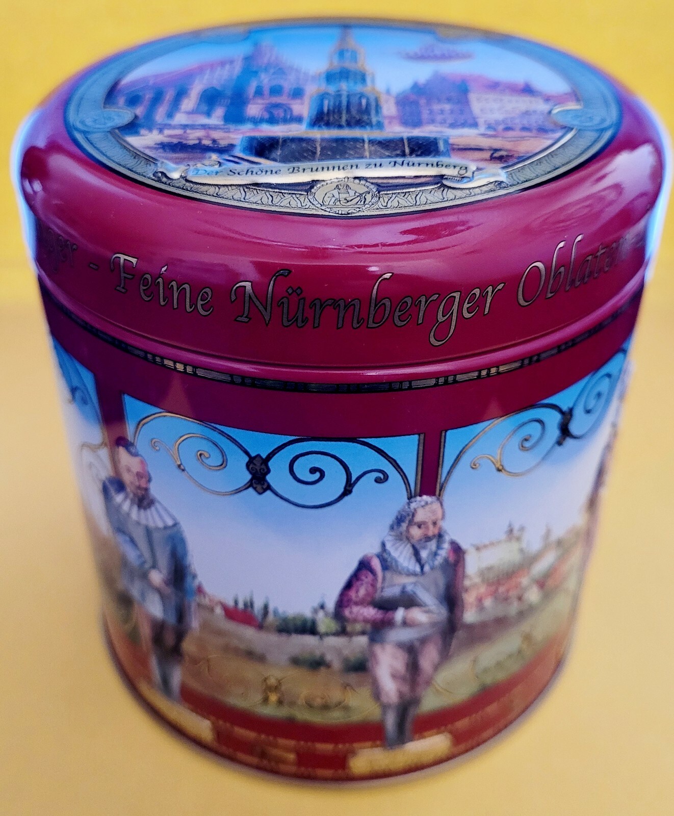 Vintage style, small German Gingerbread tin, Wicklein-lebkuchen, (empty)