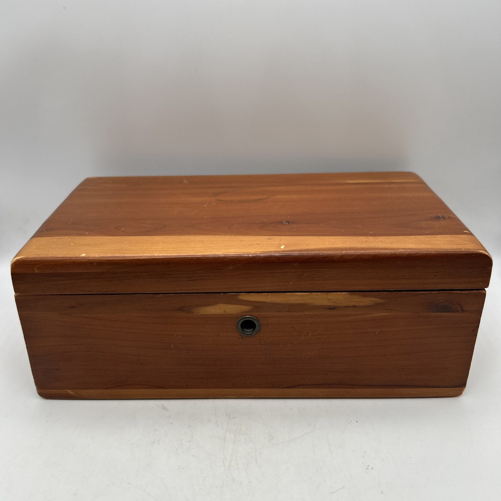 Lane Cedar Chest 9” X 4 3/4” X 3 1/4” Salesmans Sample Snellville Georgia No Key