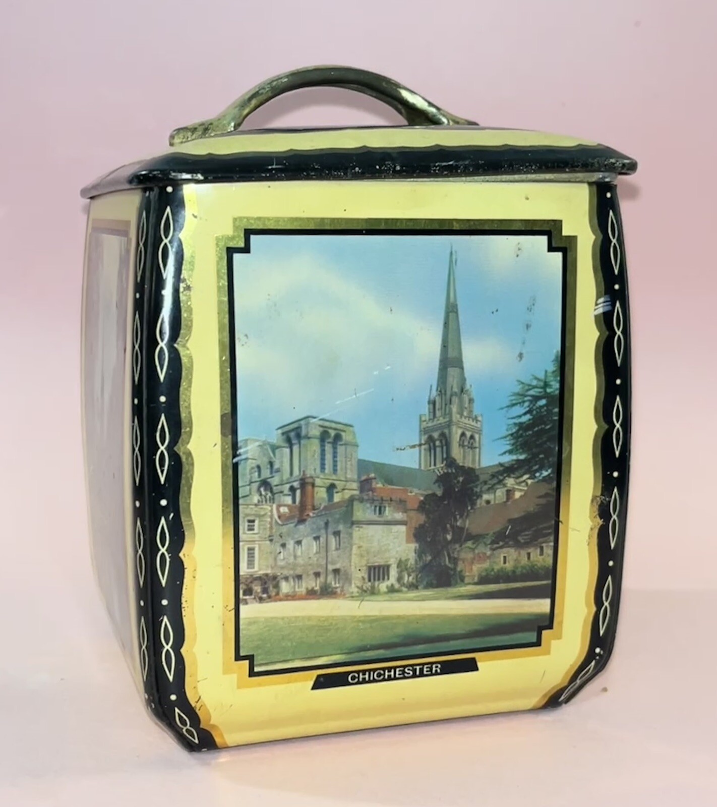 Edward Sharp and Sons Ltd Biscuit Cookie Tin Cathedrals and Churches Vintage
