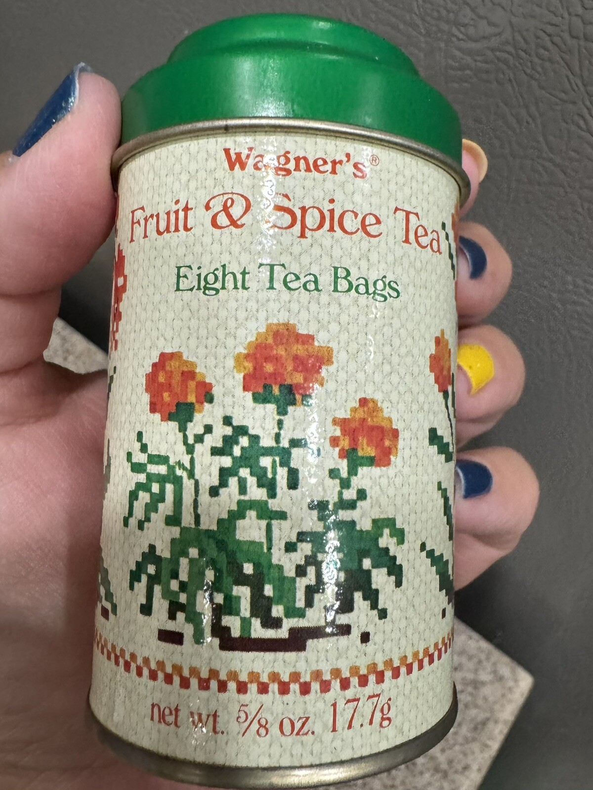 2 Vintage John Wagner Tea Tins Empty Pristine Condition Made in USA