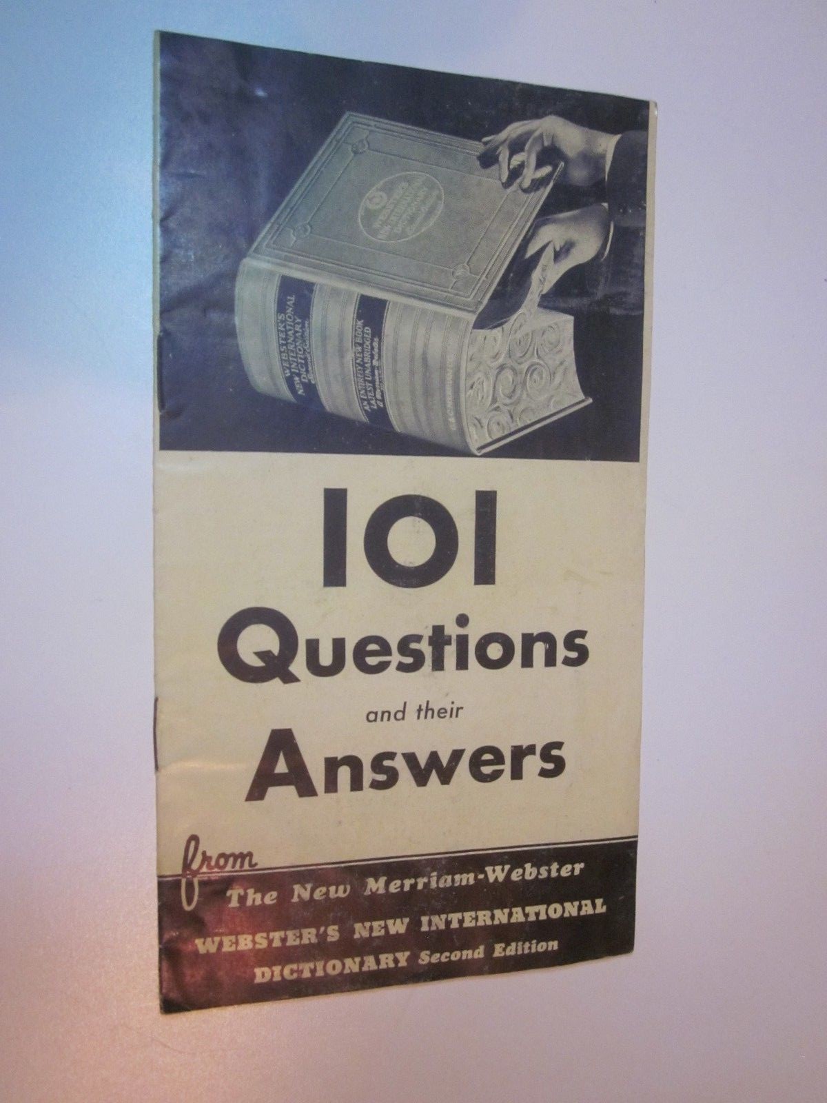 Vintage 101 Questions & Answers The New Merriam Webster Booklet 2nd Edition