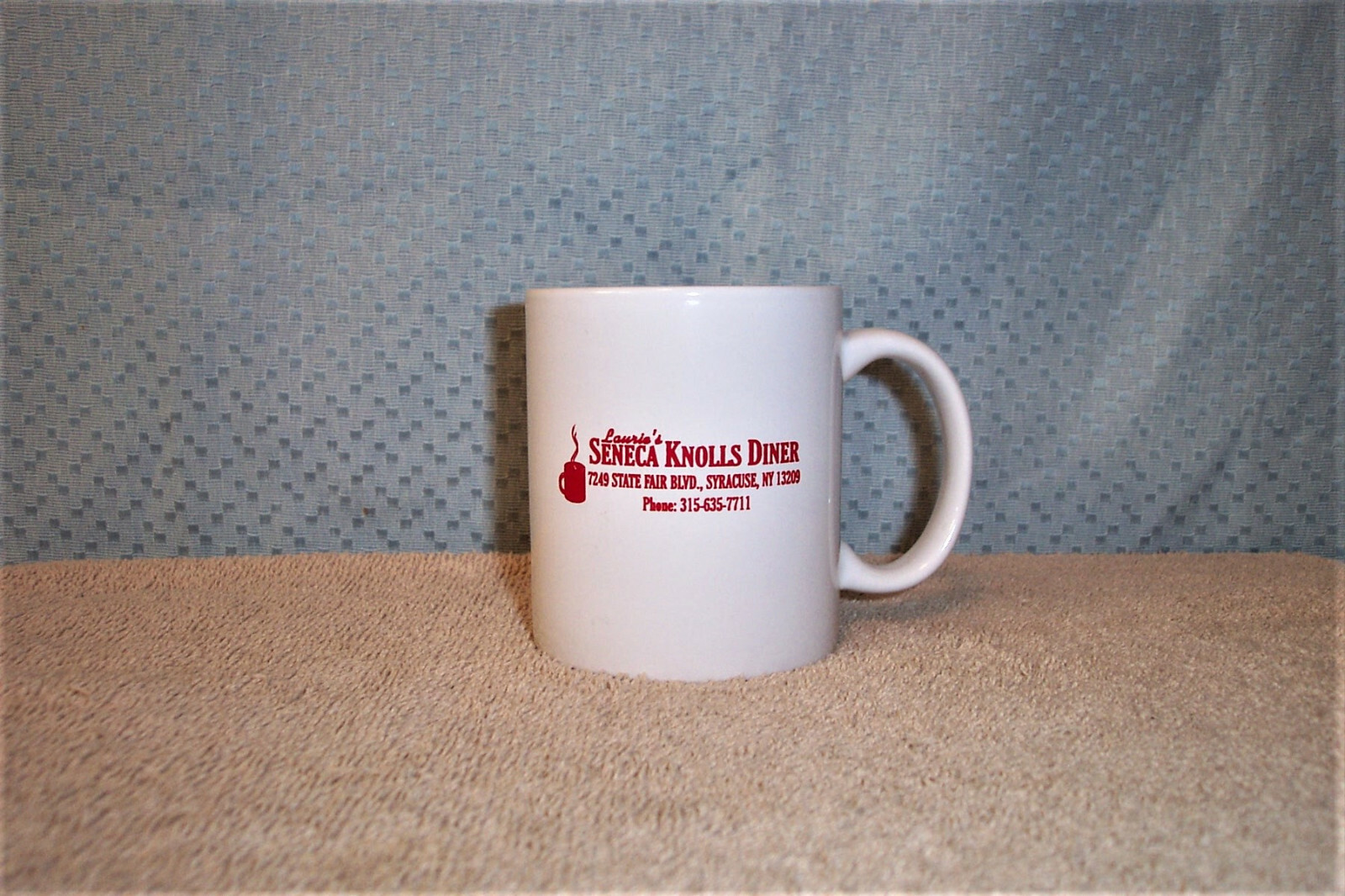 LAURIE’S SENECA KNOLLS DINNER SYRACUSE, NY CERAMIC COFFEE MUG, CUP